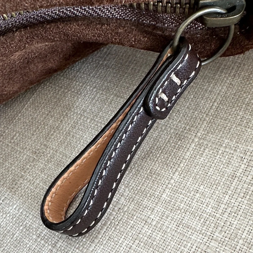 Coach elegant brown